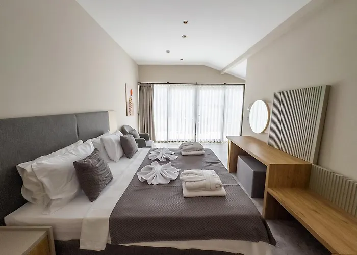 222 Hisaroenue Hotel