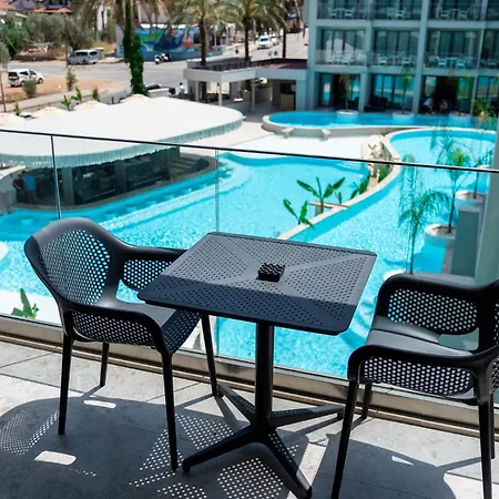 Hotel 222 Hisaroenue